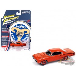 1970 Dodge Coronet Super Bee Hemi Orange with Black Stripes - Johnny Lightning 1/64 - JLSP384 A
