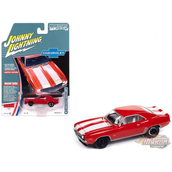 Chevrolet Camaro Z28 de 1969, rouge avec bandes blanches - Johnny Lightning 1/64 - JLMC034 B A