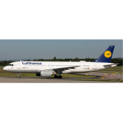 Lufthansa  Airbus A320 "OC" / D-AIZI /  JC Wings / 1:400 / XX40781