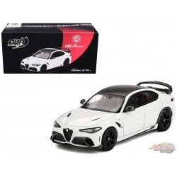 (Preorder) Alfa Romeo Giulia GTAm - White - BBR Models - 1:64 - BBRDIE6426
