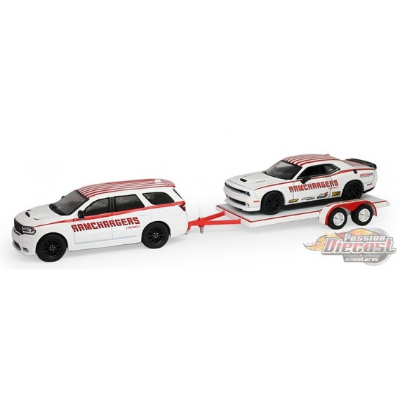  2018 Dodge Durango and 2016 Dodge Challenger R-T Hemi - Racing Hitch & Tow Series 6 - 1/64 Greenlight - 31190 B