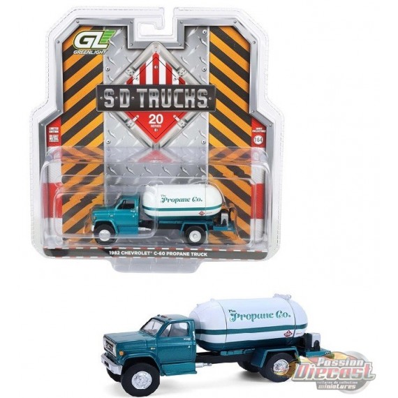 1982 Chevrolet C-60 Propane Truck in White & Green Metallic - H.D. Trucks Series 26 - 1/64 Greenlight - 45200 B