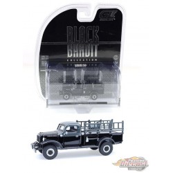 1946 Dodge Power Wagon Fire Truck - Black Bandit Series 30 - 1/64 Greenlight - 28170 C