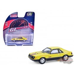 1979 Ford Mustang Cobra Fastback in Bright Yellow - GL Muscle Series 30 - 1/64 Greenlight - 13370 C