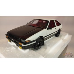 (Used)(Free shipping) Toyota Sprinter Trueno (AE86)  Project D  Final version - Autoart    1/18 -  78786    Used