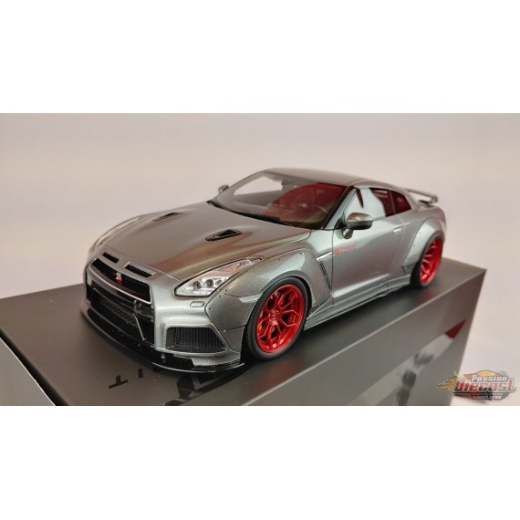 (Usagé)(Free shipping) Nissan GT-R R35 Modified by Prior Design  Gris -GT Spirit 1/18 - GT243 Usagé