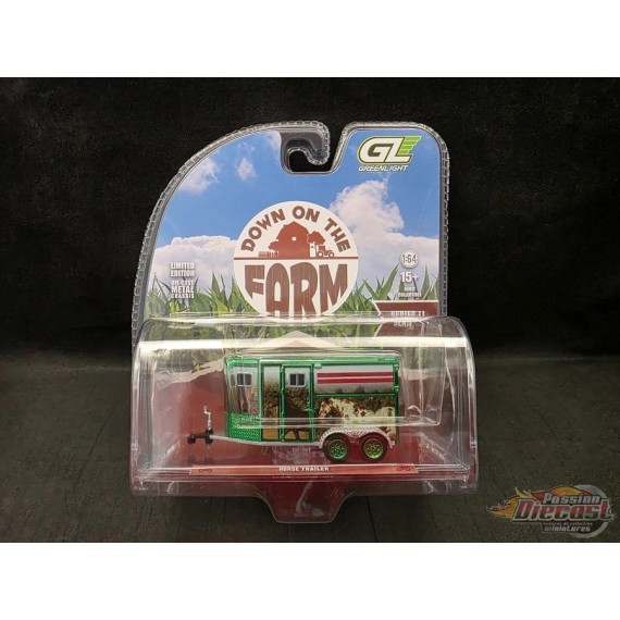 CHASE CAR Horse Trailer with Custom Horse Wrap - Down on the Farm Series 11 - 1/64 Greenlight - 48110 FGR