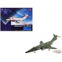 (Preorder)(Free shipping) McDonnell RF-101A Voodoo / USAF 363rd TRW, Thailand, 1965 / HM 1:72 HA9305