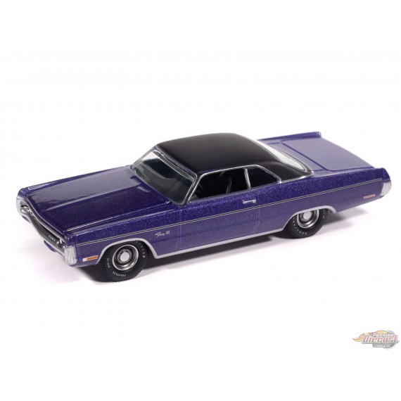 1971 Plymouth Fury III In-Violet - 2025 Premium Release 3 Version B - Auto World - 1/64 - AW64522 B A
