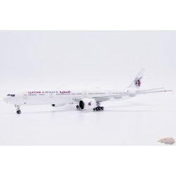 (Preorder) Qatar Airways Boeing 777-300ER "All White" / A7-BOC /  JC Wings / 1:400 / XX40679