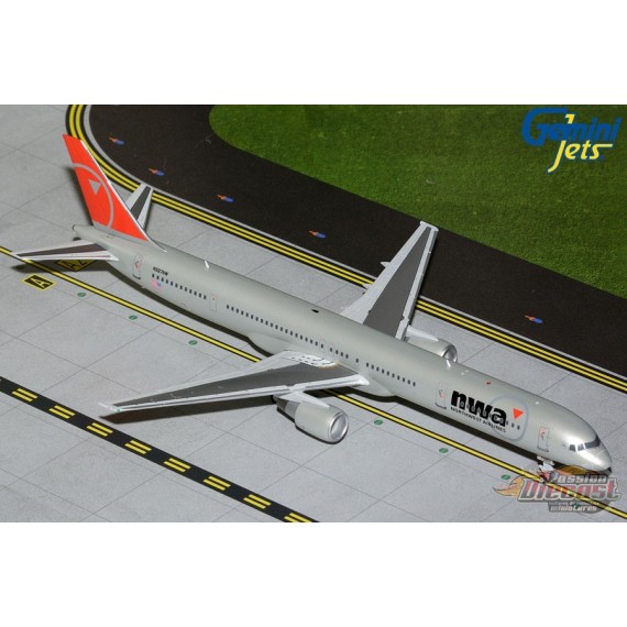 Northwest Airlines Boeing 757-300 / N587NW / Gemini Jets / 1:200 / G2NWA1422