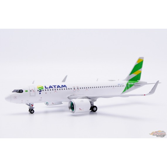 LATAM Airbus A320NEO "Brazil Flag" / PR-XBG / JC Wings / 1:400 / XX40210