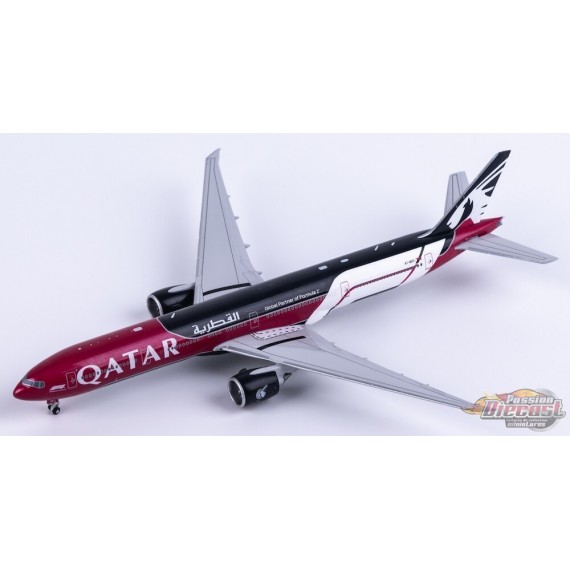Qatar Airways Boeing 777-300ER "Formula 1" / A7-BEG /  JC Wings / 1:400 / XX40844