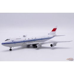 CAAC Boeing 747-200M / B-2450 / JC Wings / 1:400 / XX40205