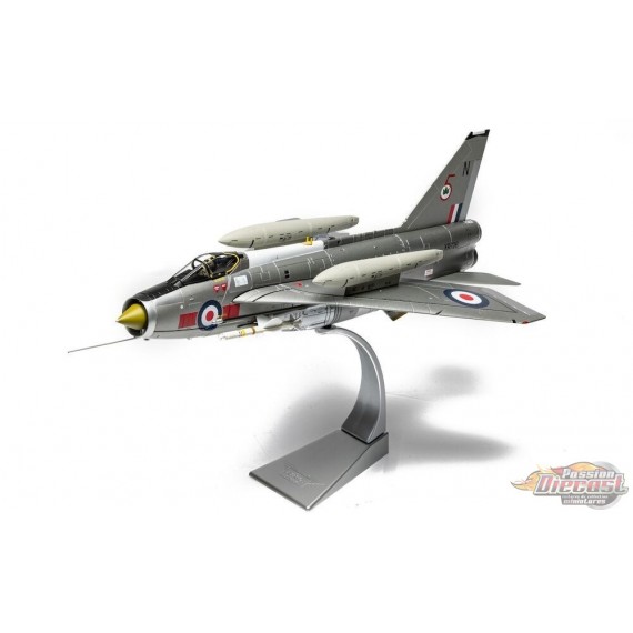 Handley Page Halifax B.Mk V / RCAF No.427 Sqn, DK186 London's Revenge, RAF Leaming, UK / Corgi AA37210