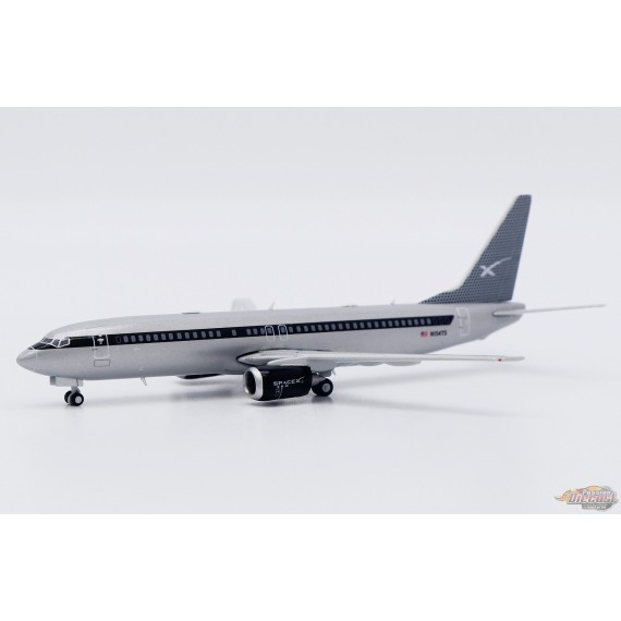 SpaceX Boeing 737-800 / N154TS /  JC Wings 1:200 / XX20558