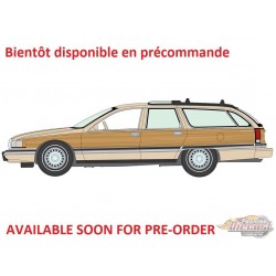 Buick Roadmaster Wagon 1995 Light Driftwood Poly - 2026 Premium Release 5A - Auto World - 1/64 - AW64582 A B