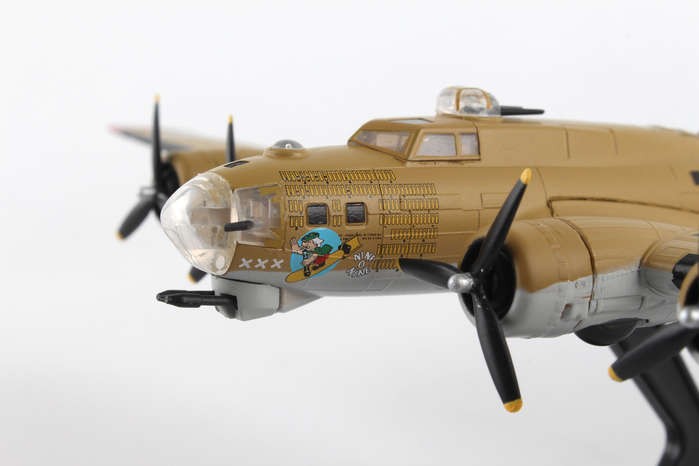 POSTAGE STAMP 1/155  PS5402-2    B-17G FLYING FORTRESS  NINE'O'NINE  USAAF  Passion Diecast