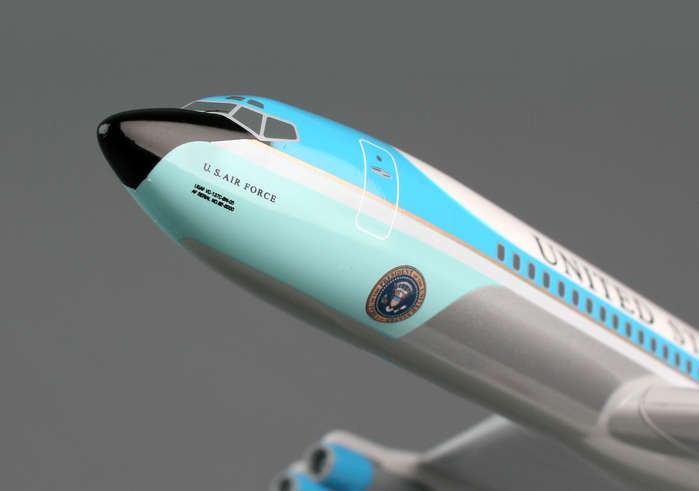SKYMARKS 1/150 SKR756  AIR FORCE ONE VC-137 (707) #26000 JFK Passion Diecast 