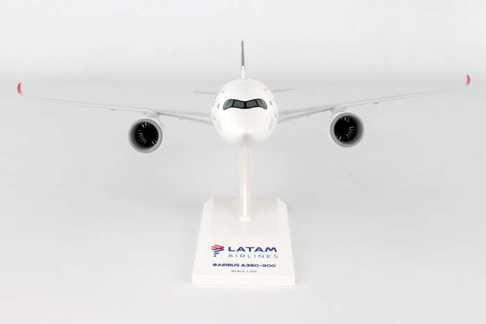 Passion Diecast  LATAM   AIRBUS  A350-900  REG#PR-XTE    SKYMARKS 1/200 SKR937 