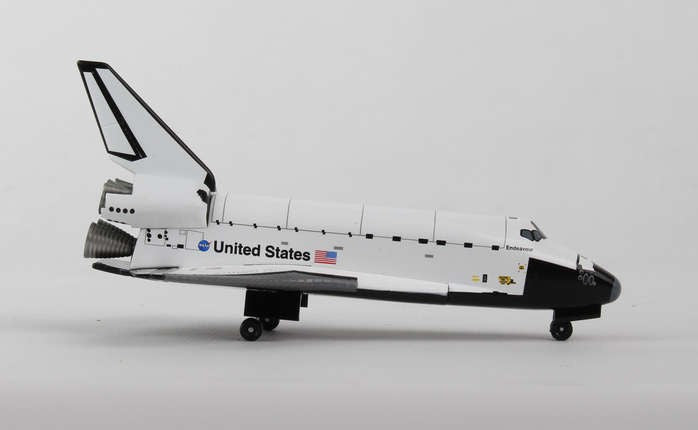 NASA Space Shuttle "Endeavour" (OV-105) "United States" 1/300  ''Postage Stamp'' PS5823Passion Diecast 