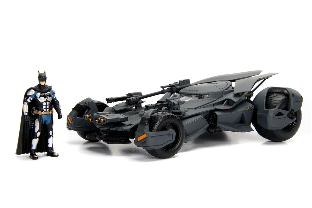 1/24 2017 Justice League Batmobile w/Batman JD-98032 Jada Passion diecast