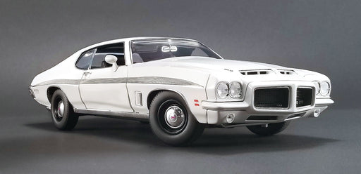  Pontiac LeMans GTO 1972  Cameo White 1:18  ACME A1801211 Passion Diecast 