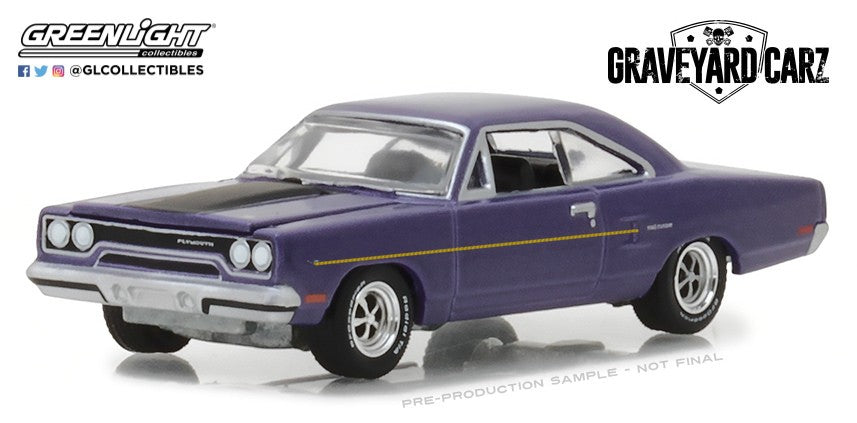 1:64 GreenLight GL-44800D Hollywood  20 Graveyard Carz 1970 ROAD RUNER  PassionDiecast