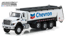 SD Trucks 5 - 2018 Intl WorkStar Tanker Truck Chevron Greenlight 1/64 - 45050 C
