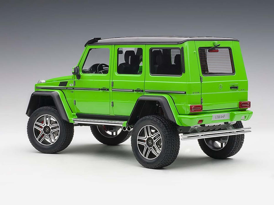 1/18  MERCEDES-BENZ G500 4X4 2 (Green Alien)  Autoart 76315 Passion Diecast
