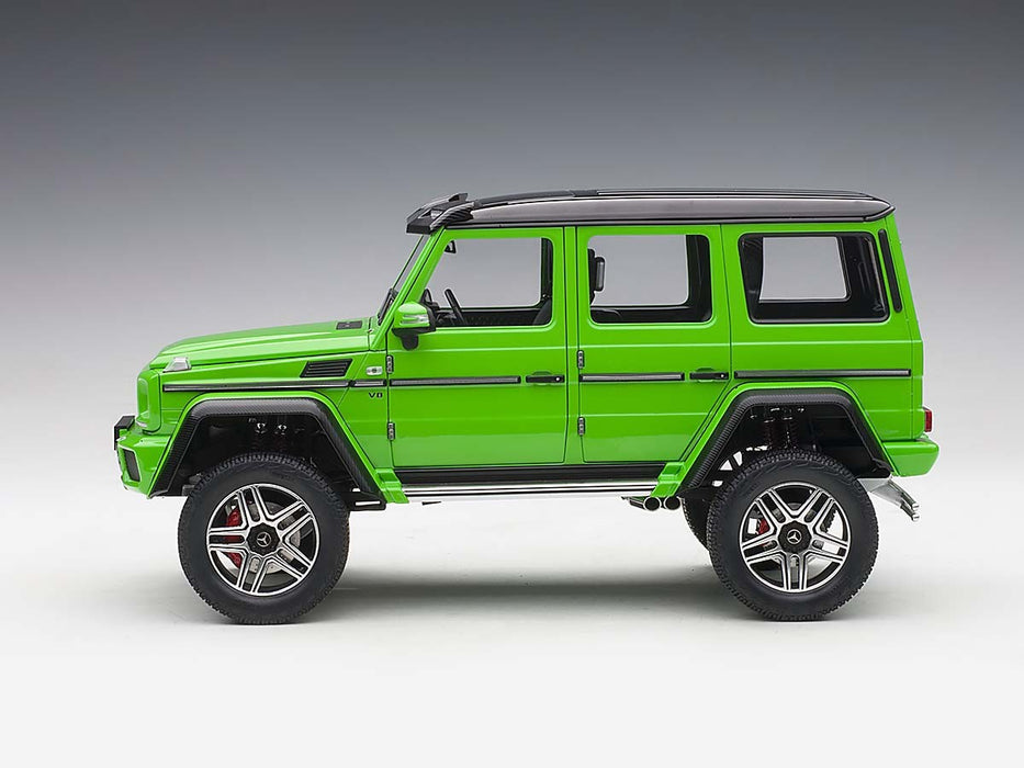 1/18  MERCEDES-BENZ G500 4X4 2 (Green Alien)  Autoart 76315 Passion Diecast