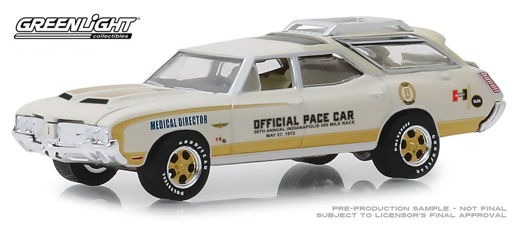 1972 Oldsmobile Vista Cruiser 56th  Indianapolis 500  Official Pace Car Medical Director  (Hobby Exclusive)  greenlight 30050