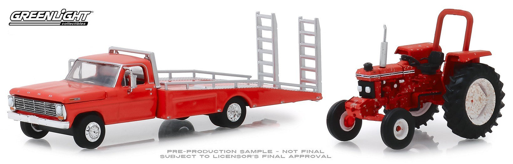 1969 Ford F-350 Ramp Truck with Unrestored 1985 Ford 5610 Tractor H.D. Trucks Series 16  1/64 Greenlight 33160 A 