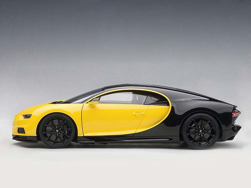Bugatti Chiron 2017 - MOLSHEIM YELLOW / NOCTURNE BLACK  1/18 AUTOART  70994 Passion Diecast