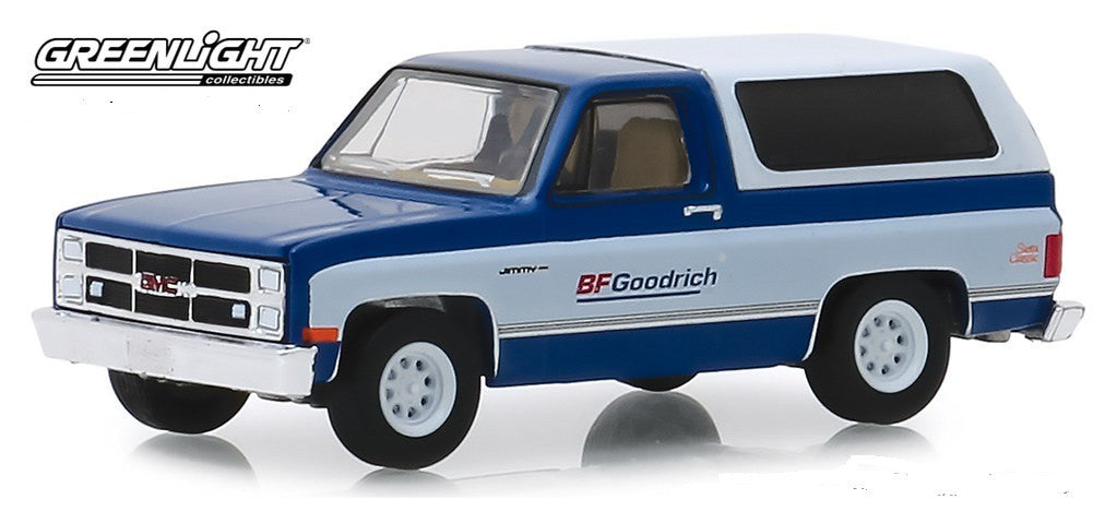Running on Empty Series 9   Assortment  1-64 greenlight 41090  Passion Diecast