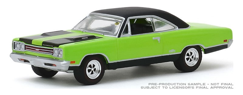 Mecum Auctions Series 4  Assortment  1-64 greenlight 37190  Passion Diecast