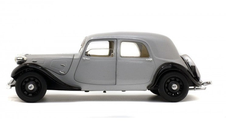 Citroën Traction 11B  1937    Solido  1/18 S1800904 Passion Diecast 