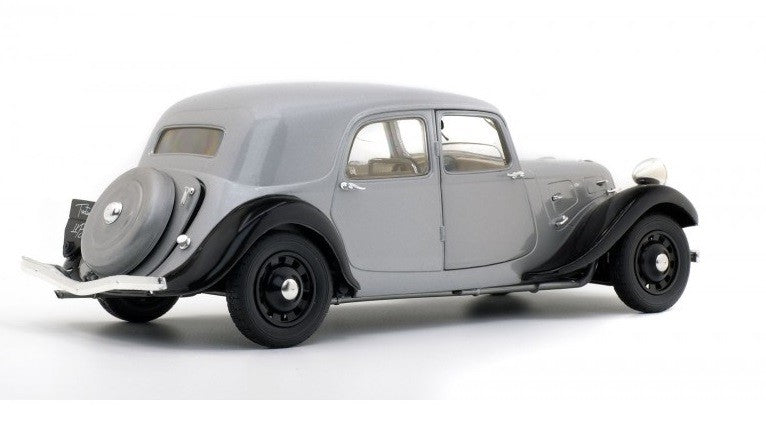 Citroën Traction 11B  1937    Solido  1/18 S1800904 Passion Diecast 