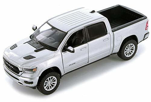 2019  DODGE RAM 1500 CREW CAB LARAMIE PICKUP  SILVER  - MOTORMAX 1/24  - 79357 SIL - Passion Diecast