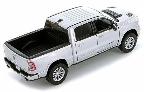 2019  DODGE RAM 1500 CREW CAB LARAMIE PICKUP  SILVER  - MOTORMAX 1/24  - 79357 SIL - Passion Diecast