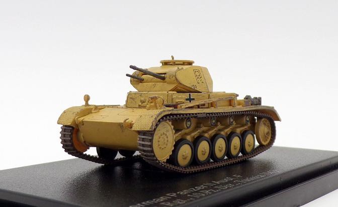 German Panzer II Ausf. F 7.Pz. Rgt., 10.Pz. Div., Tunisia 1943, Hobby Master 1/72 - HG4607 -  Passion Diecast 