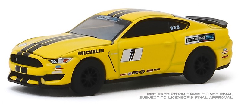 2016 Ford Shelby GT350 Triple Yellow - Ford Performance Racing School no 1 -  (Hobby Exclusive) 1/64 Greenlight - 30134