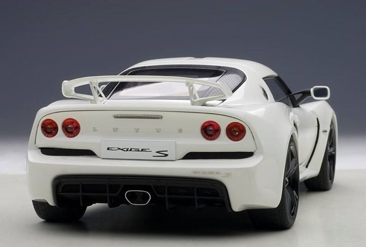 Lotus Exige S White - AUTOart 1/18 - 75383 - Passion Diecast 