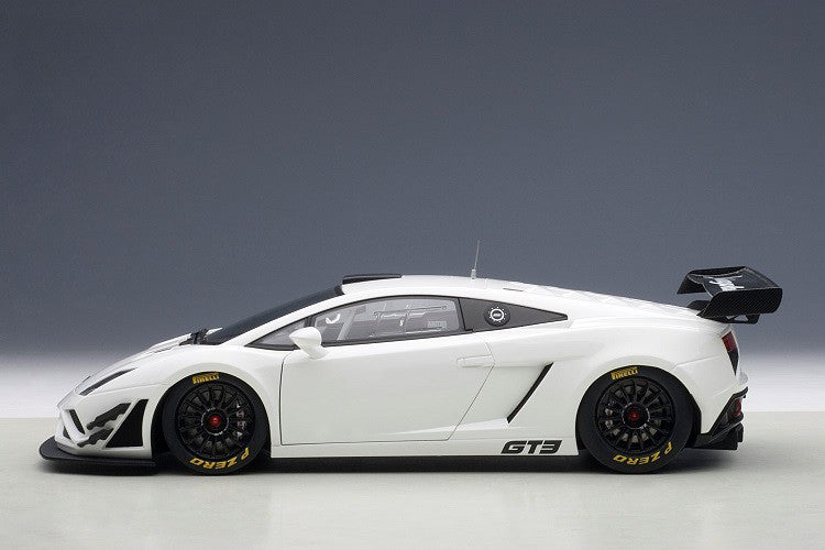 LAMBORGHINI GALLARDO GT3 FL2 2013 WHITE  Autoart  81358  - Passion Diecast 