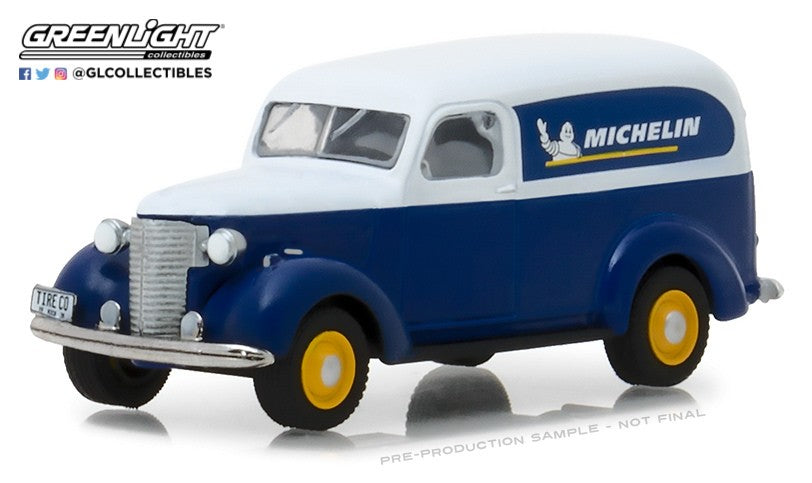 greenlight  1/64  - Running on Empty 5 1939 Chevrolet Panel Truck Michelin GL-41050B Passion Diecast  