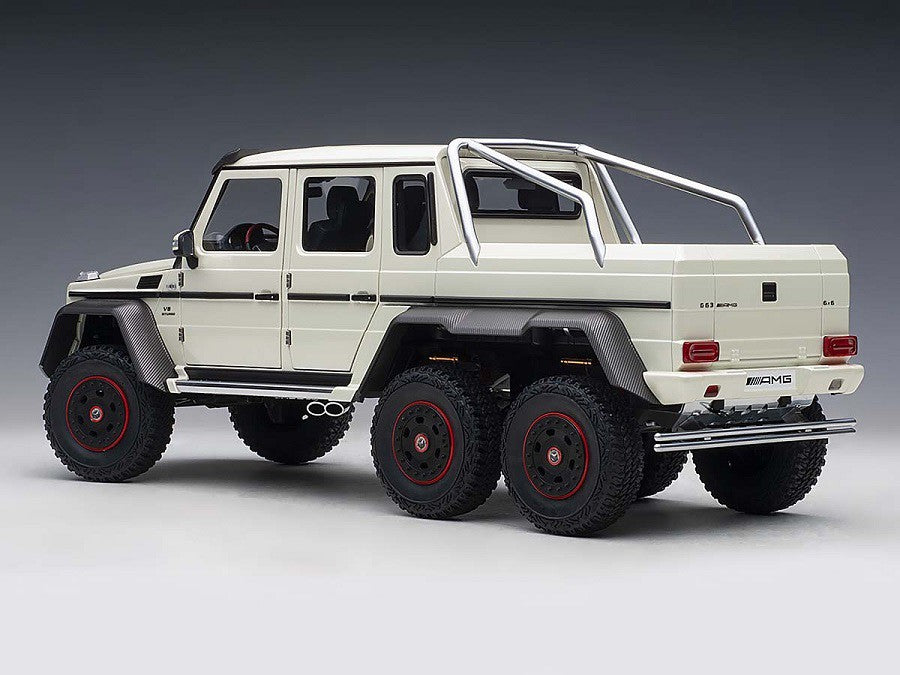 Mercedes G 63 AMG 6x6 2013 Designo Diamond White - Autoart 1/18 - 76307 - Passion Diecast 