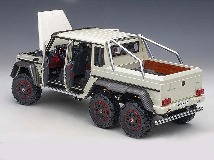 Mercedes G 63 AMG 6x6 2013 Designo Diamond White - Autoart 1/18 - 76307 - Passion Diecast 