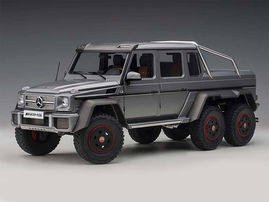 Mercedes G 63 AMG 6x6 2013 Designo Platinum Magno - Autoart 1/18 - 76308 - Passion Diecast 