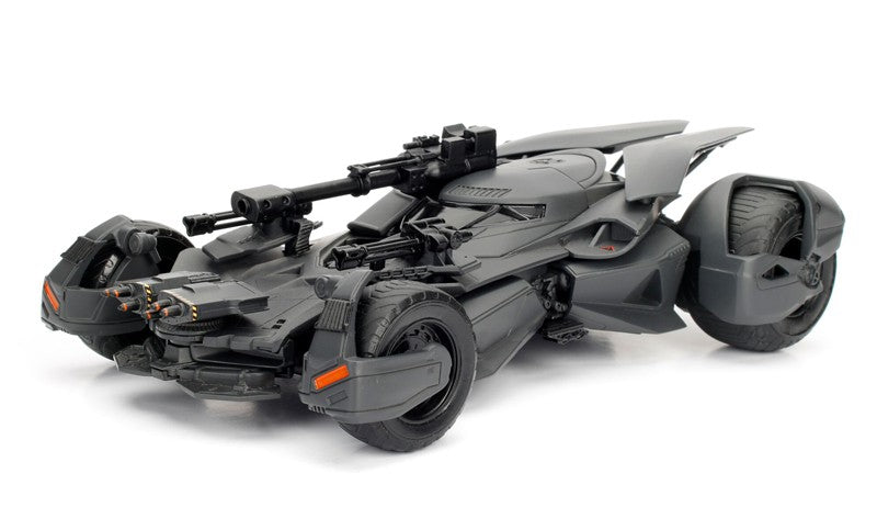 1/24 2017 Justice League Batmobile w/Batman JD-98032 Jada Passion diecast