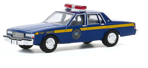 1990 Chevrolet Caprice - New York State Police -   greenlight 1/64   Hobby Exclusif - 30180  -  Passion Diecast 
